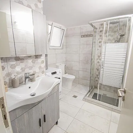 Fully Renovated Close To The Bus Station And The Center! Chania (Crete)